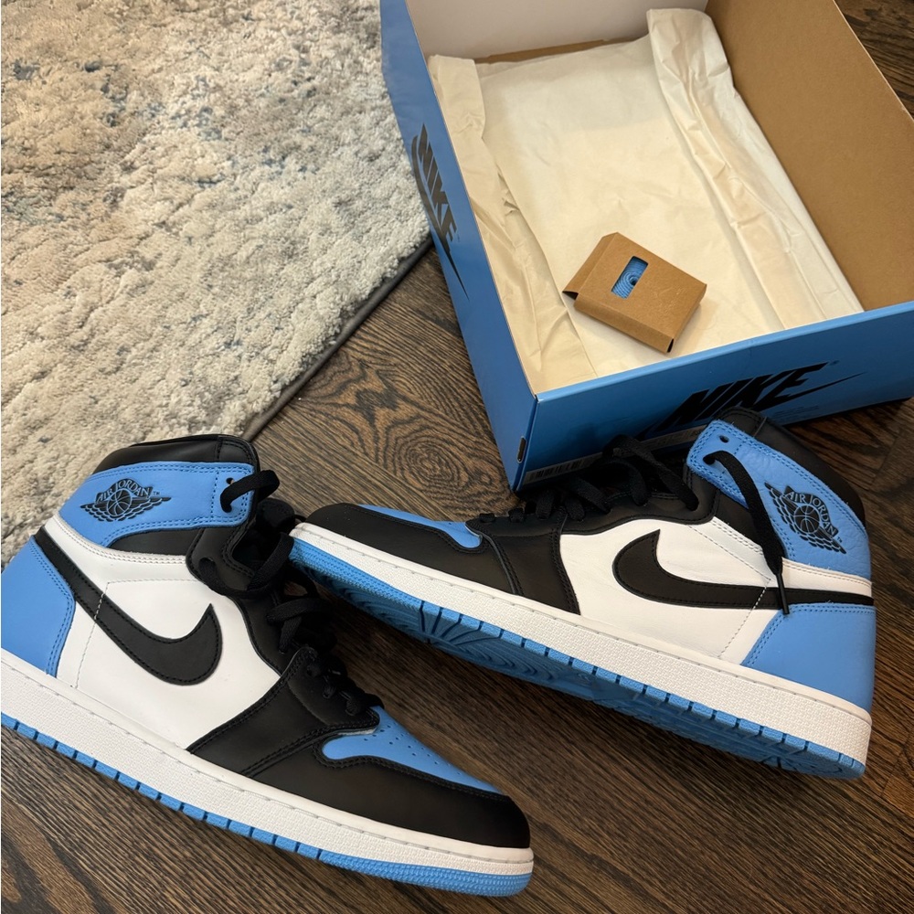 Air Jordan 1 UNC Toe Sz 14